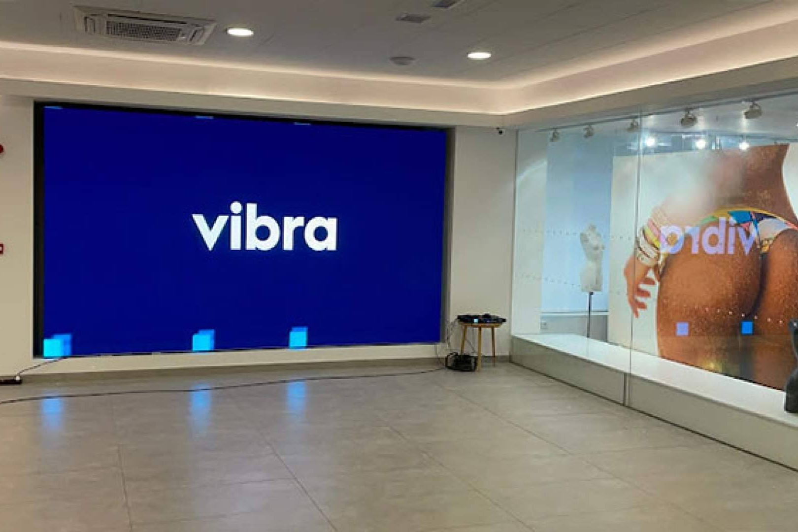 Pantallas LED para hoteles y campings; tecnología visual al servicio del turismo