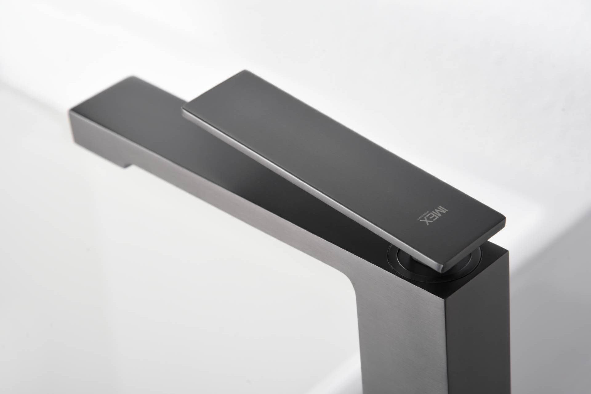 Grupo Imex prepara el lanzamiento de su nuevo catálogo con soluciones integrales para baño y cocina