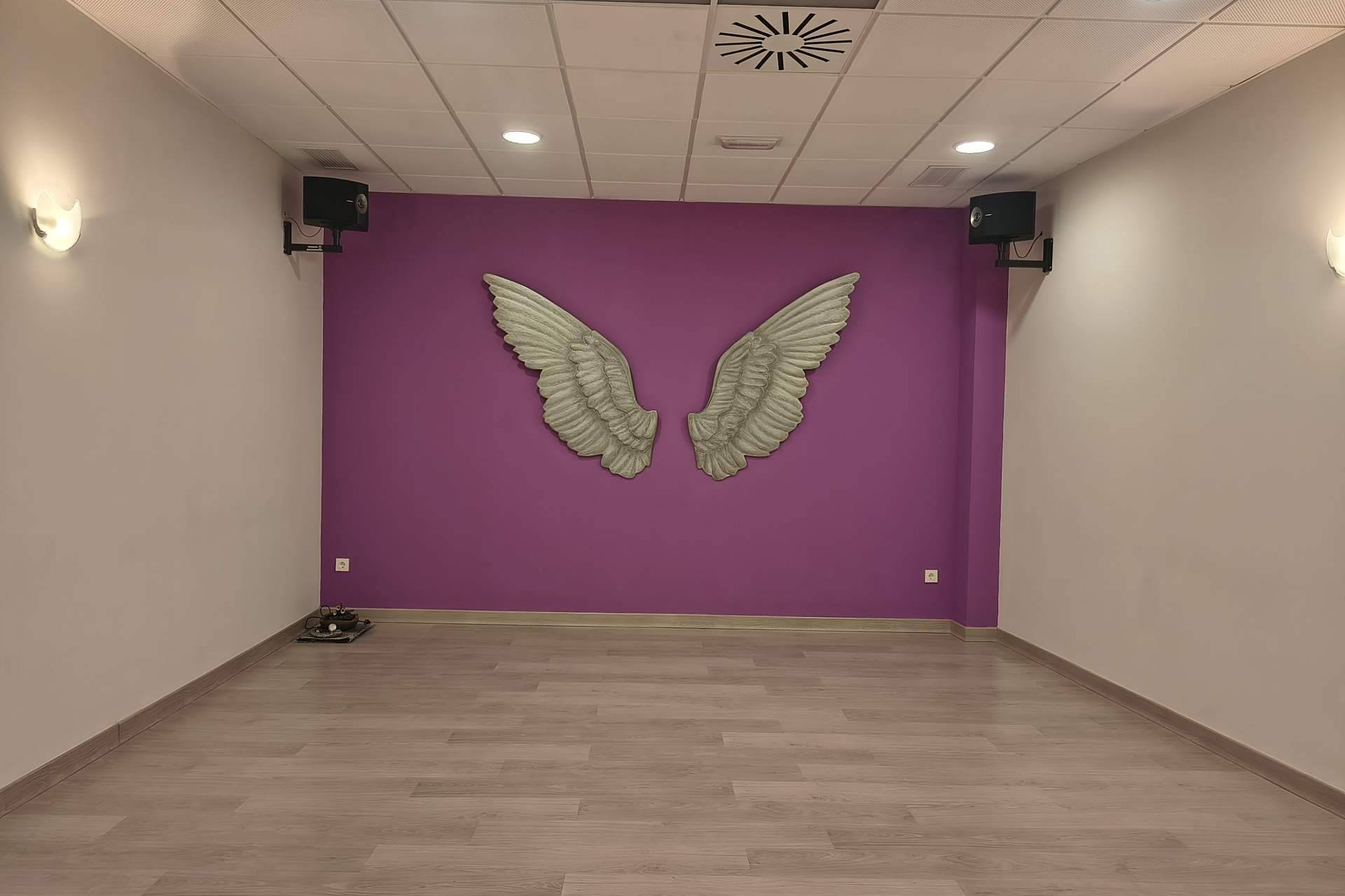 Abanico de Plumas impulsa el autoconocimiento como base del desarrollo personal
