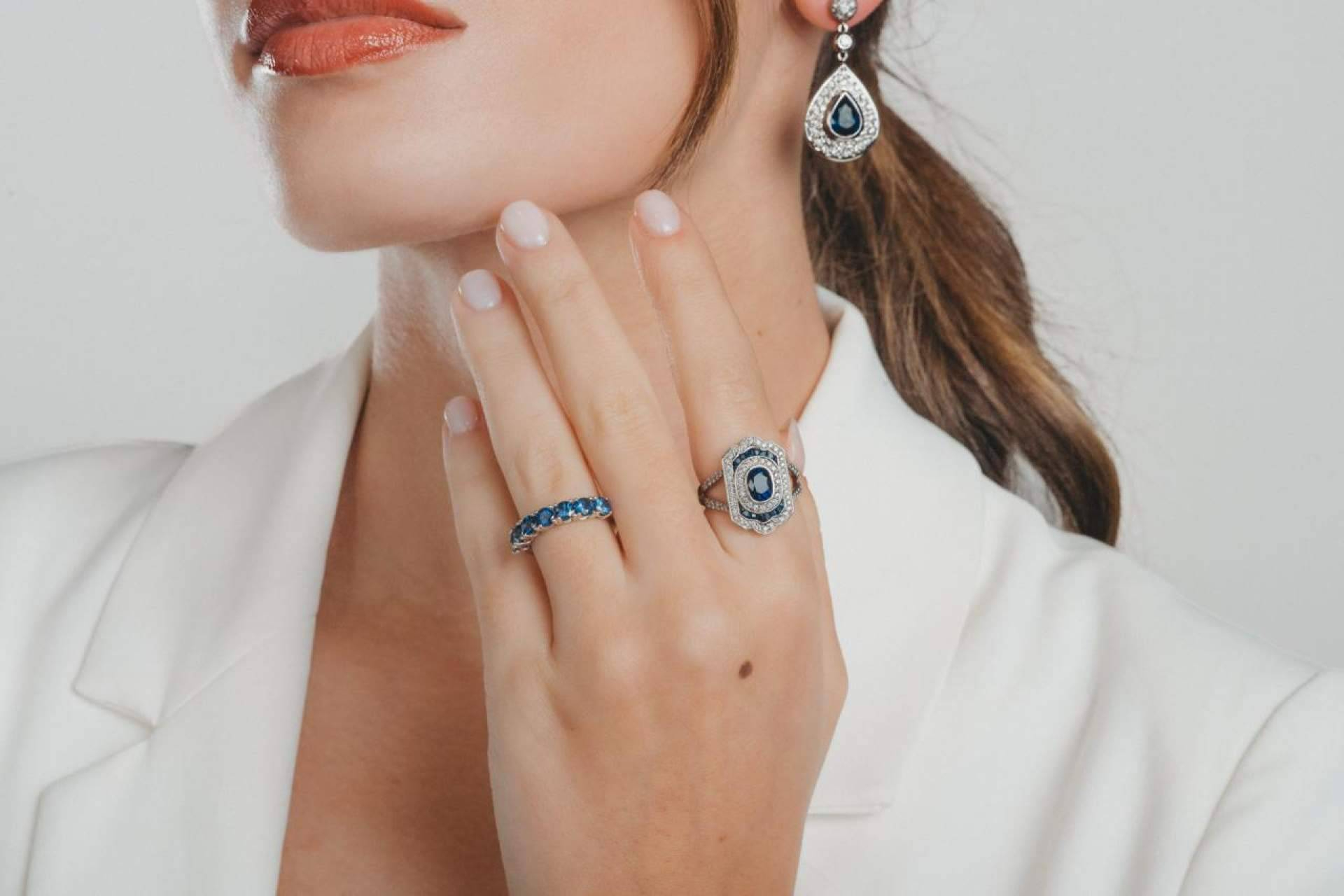 Anillos de compromiso de lujo en Joyería Gordillo; elegancia para novias y bodas especiales