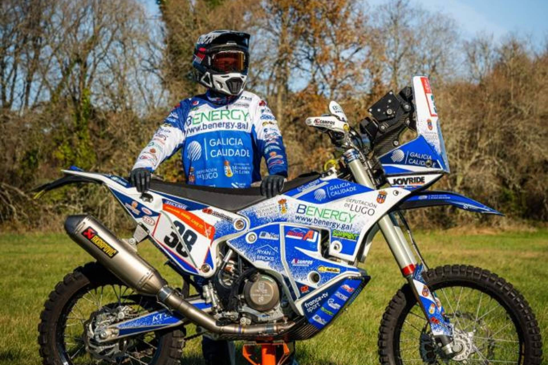 La personalización de equipaciones rally gana protagonismo con la propuesta de ADHESIVOSEMBARRADOS