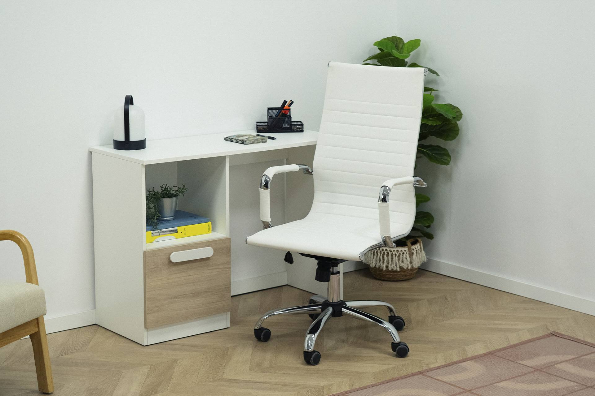 El catálogo de sillas escritorio de Top Mueble amplía el confort en el lugar de trabajo