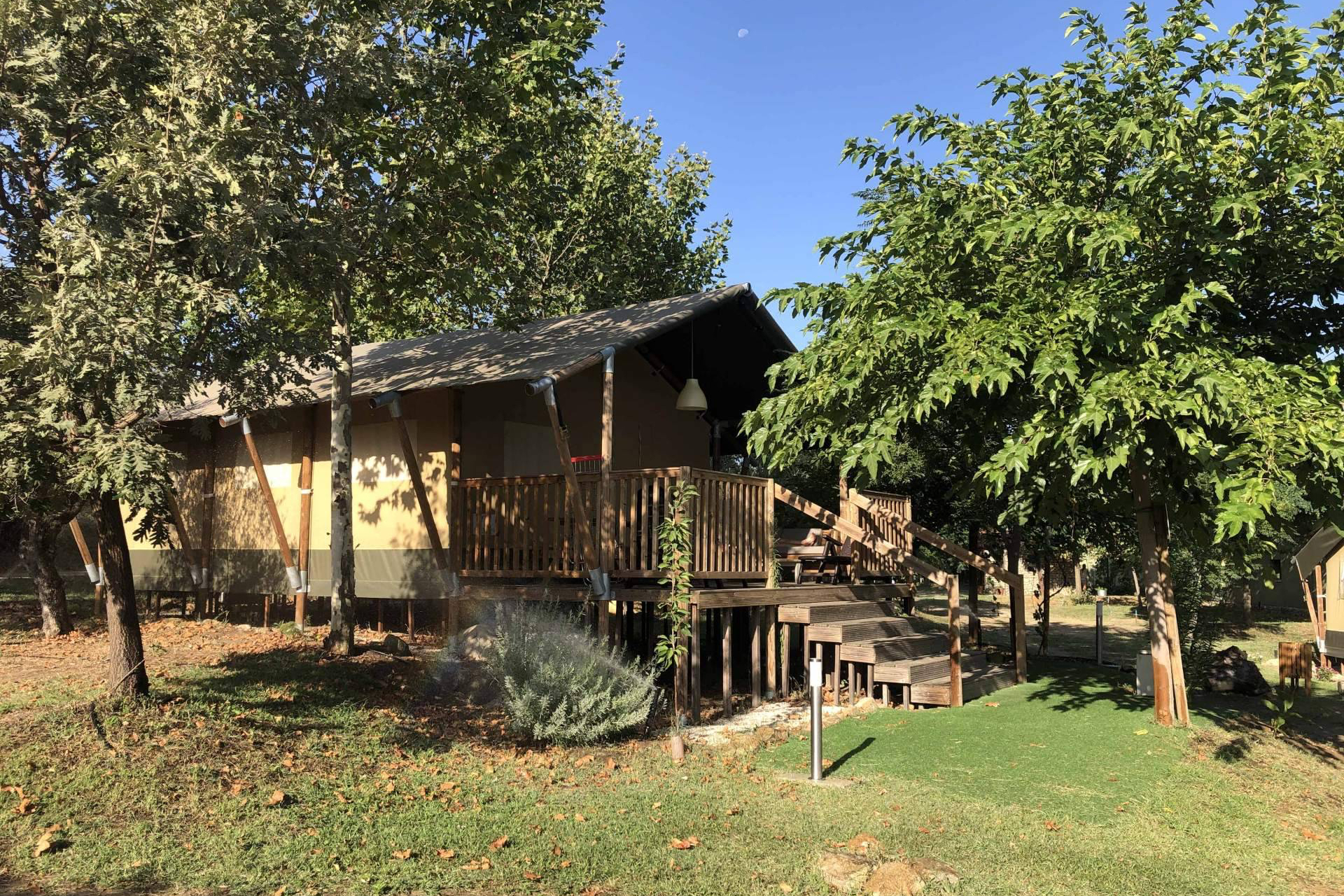 Una escapada a un glamping para disfrutar de la naturaleza con confort
