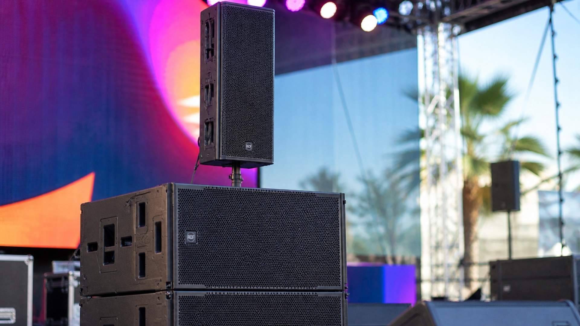 Más potencia y control con los RCF Touring SUB 9019-AS y KXL 4-A en ASB Audiovisuals