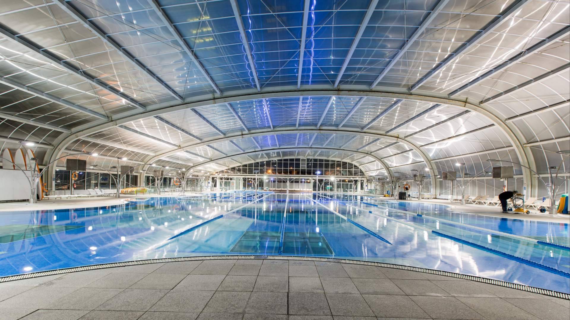 Los espacios exteriores y salas climatizadas de Clubs DiR actúan como un refugio climático