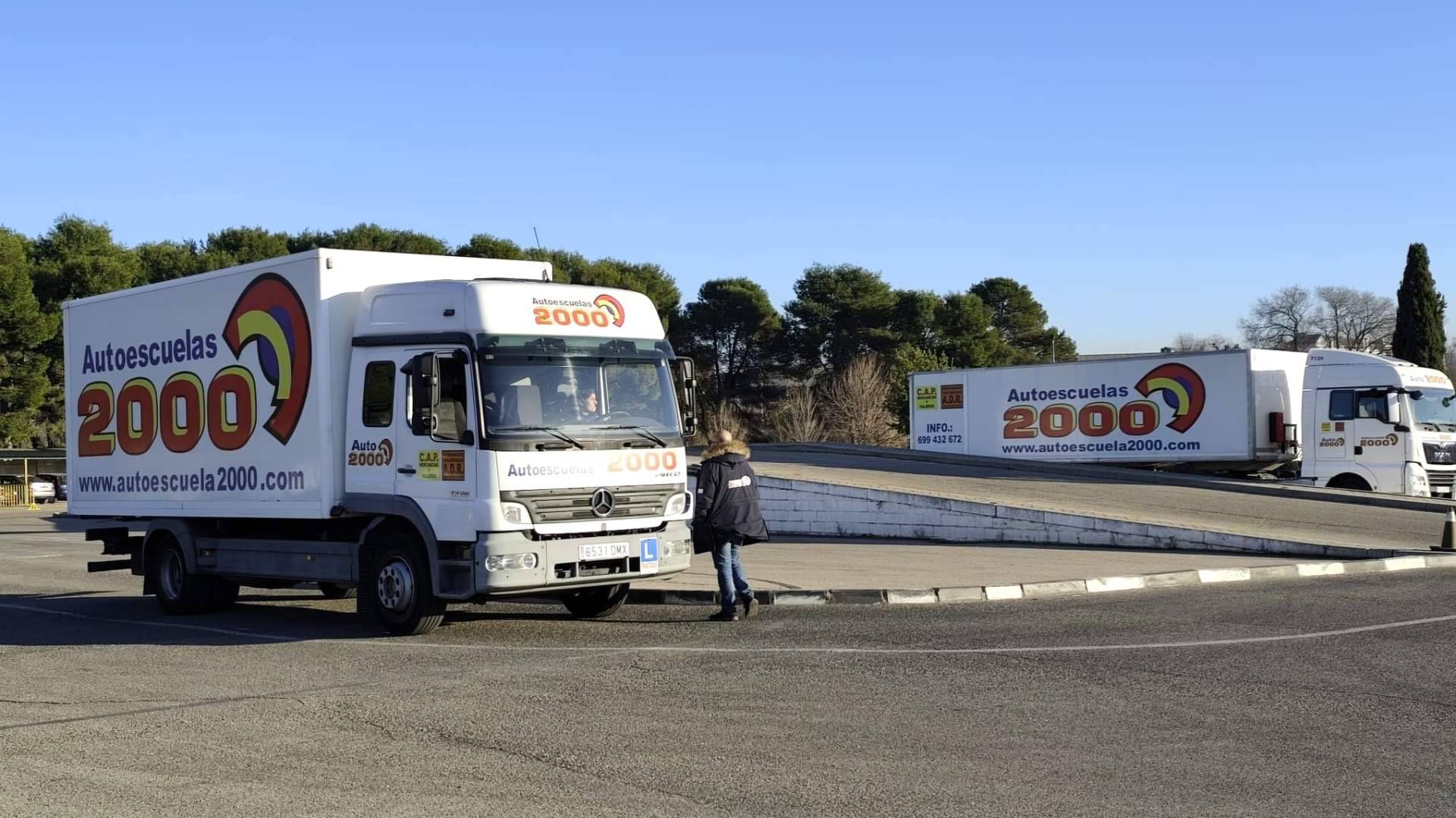 Autoescuela en Madrid; el curso CAP se consolida como vía para el arraigo formativo