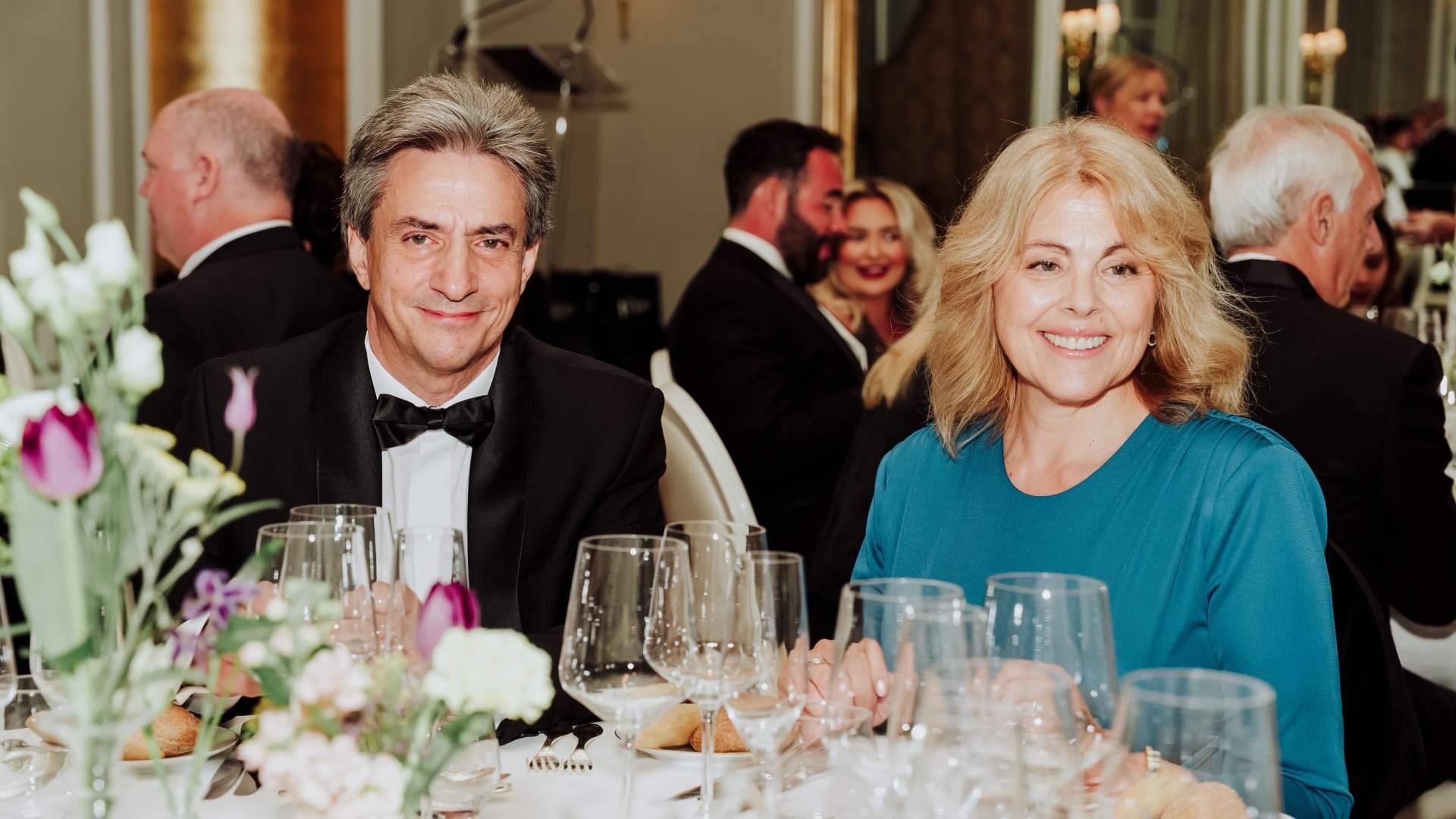 Luis Sambucety lleva el liderazgo de Dentalios al Best CEO Leadership 2026