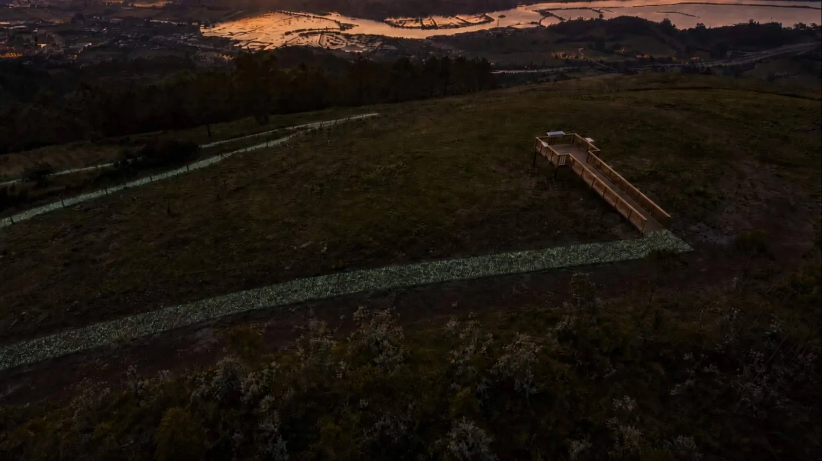 Asturias incorpora el árido fotoluminiscente de Abadecom Urban en uno de sus enclaves naturales