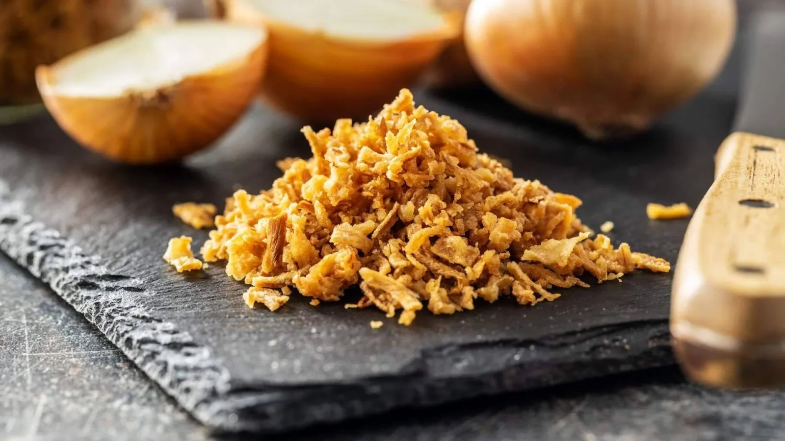 Cebolla Frita Muy Crujiente, el ingrediente que no falta en ninguna cocina este verano